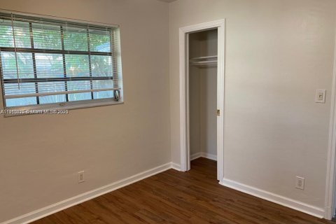 Villa ou maison à louer à Coral Springs, Floride: 4 chambres, 123.93 m2 № 1968505 - photo 9