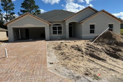 House in Dunnellon, Florida 4 bedrooms, 278.71 sq.m. № 1431130 - photo 1