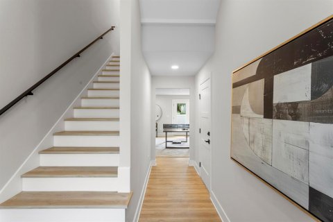 Adosado en venta en Tampa, Florida, 4 dormitorios, 279.73 m2 № 2195834 - foto 8