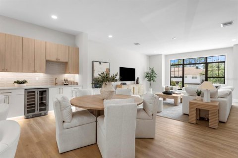 Adosado en venta en Tampa, Florida, 4 dormitorios, 279.73 m2 № 2195834 - foto 15