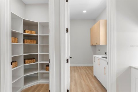 Adosado en venta en Tampa, Florida, 4 dormitorios, 279.73 m2 № 2195834 - foto 17