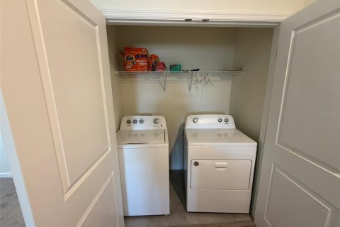 Adosado en alquiler en Sarasota, Florida, 3 dormitorios, 168.99 m2 № 2097646 - foto 10