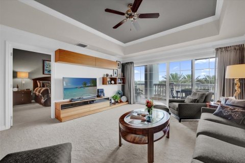 Condo in Four Corners, Florida, 3 bedrooms  № 1565028 - photo 2