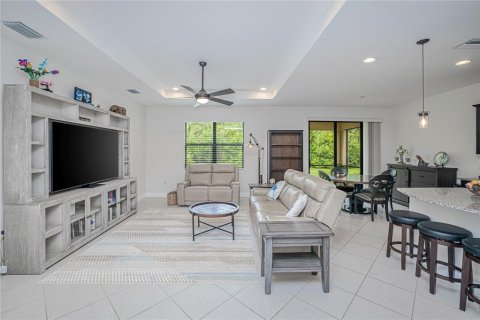 House in North Port, Florida 3 bedrooms, 153.75 sq.m. № 2238332 - photo 3