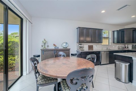 House in North Port, Florida 3 bedrooms, 153.75 sq.m. № 2238332 - photo 25