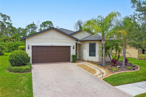 House in North Port, Florida 3 bedrooms, 153.75 sq.m. № 2238332 - photo 2
