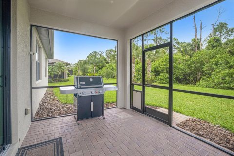 House in North Port, Florida 3 bedrooms, 153.75 sq.m. № 2238332 - photo 6