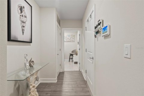 House in Wesley Chapel, Florida 4 bedrooms, 201.04 sq.m. № 1552496 - photo 25