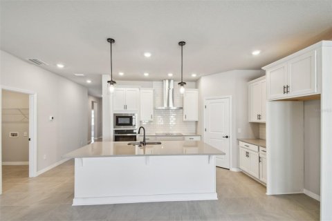 Villa ou maison à vendre à Mount Dora, Floride: 3 chambres, 181.44 m2 № 1745173 - photo 8