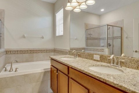 House in Orlando, Florida 4 bedrooms, 188.31 sq.m. № 1837032 - photo 22