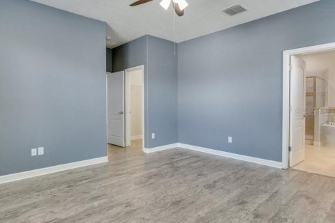 House in Orlando, Florida 4 bedrooms, 188.31 sq.m. № 1837032 - photo 21