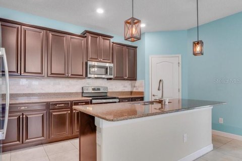 House in Orlando, Florida 4 bedrooms, 188.31 sq.m. № 1837032 - photo 14