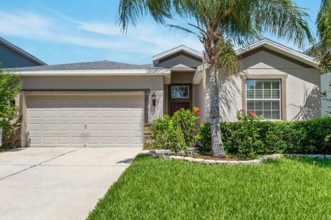 House in Orlando, Florida 4 bedrooms, 188.31 sq.m. № 1837032 - photo 1
