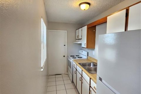 Appartement à louer à Lake Wales, Floride: 1 chambre, 56.86 m2 № 1911085 - photo 4