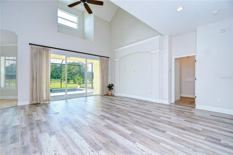 House in Fish Hawk, Florida 4 bedrooms, 275.83 sq.m. № 1849408 - photo 17