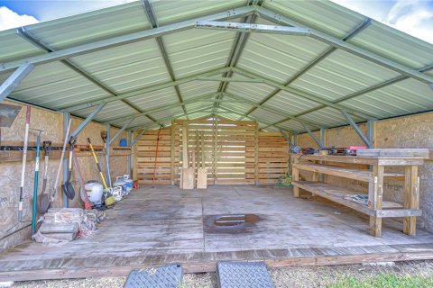 House in Fish Hawk, Florida 4 bedrooms, 275.83 sq.m. № 1849408 - photo 9