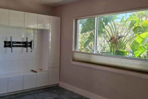 Propiedad comercial en alquiler en Ocean Ridge, Florida, 1 dormitorio, 57.6 m2 № 1029466 - foto 1