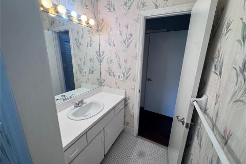 Copropriété à vendre à Clearwater, Floride: 2 chambres, 90.12 m2 № 2231656 - photo 11