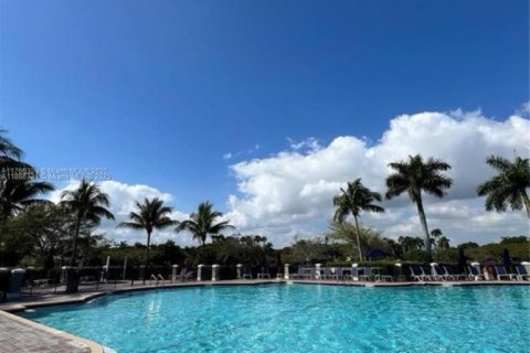 Adosado en venta en Cutler Bay, Florida, 3 dormitorios, 128.48 m2 № 2035076 - foto 29