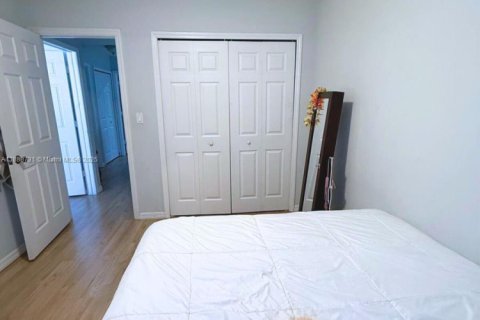 Adosado en venta en Cutler Bay, Florida, 3 dormitorios, 128.48 m2 № 2035076 - foto 14