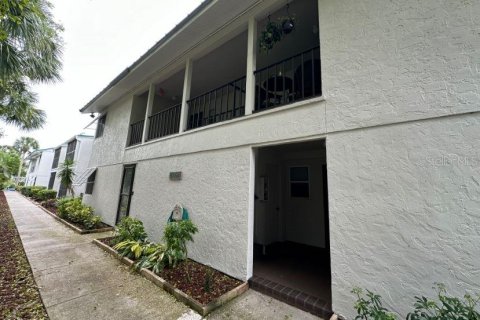 Condo in Sarasota, Florida, 2 bedrooms  № 1046372 - photo 1