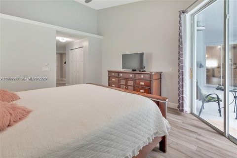 House in Weston, Florida 5 bedrooms, 234.67 sq.m. № 2008414 - photo 29