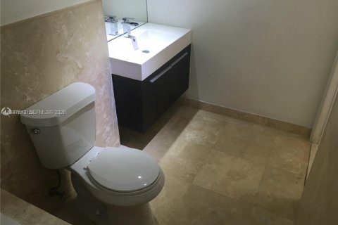 Condo in Miami, Florida, 1 bedroom  № 1996255 - photo 14
