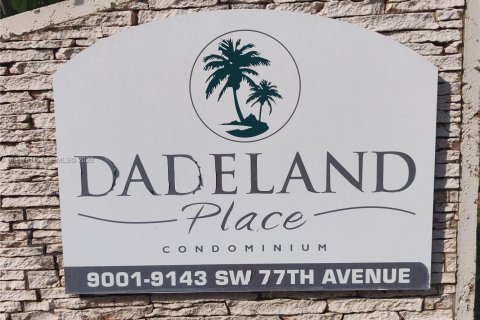 Condo in Miami, Florida, 1 bedroom  № 1996255 - photo 2