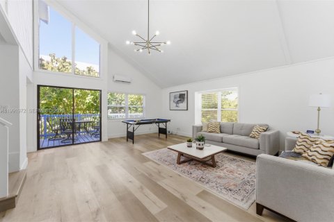 Купить виллу или дом в Тавернье, Флорида 3 спальни, 154.87м2, № 2052547 - фото 4