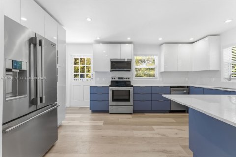 Купить виллу или дом в Тавернье, Флорида 3 спальни, 154.87м2, № 2052547 - фото 12