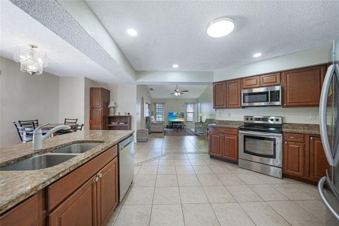 House in Punta Gorda, Florida 4 bedrooms, 217.95 sq.m. № 1829067 - photo 9