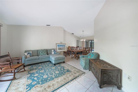 House in Punta Gorda, Florida 4 bedrooms, 217.95 sq.m. № 1829067 - photo 6
