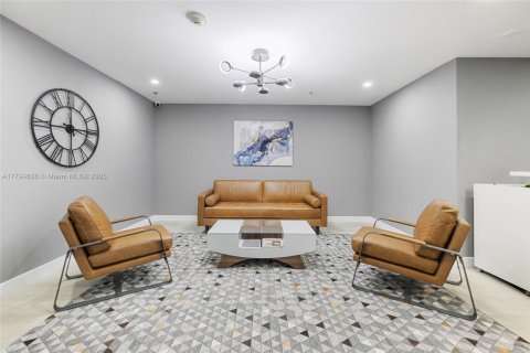 Commercial property in Fort Lauderdale, Florida № 1707902 - photo 22