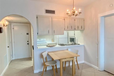 Copropriété à vendre à Venice, Floride: 2 chambres, 73.76 m2 № 2280305 - photo 8
