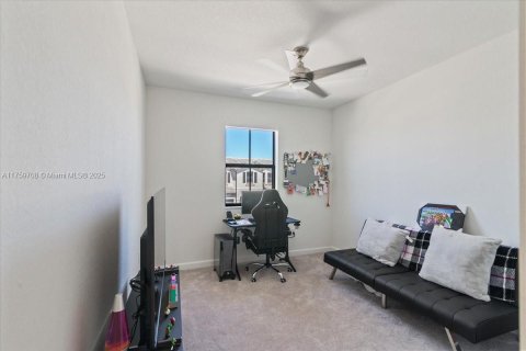Townhouse in Homestead, Florida 3 bedrooms, 169.08 sq.m. № 1711910 - photo 9