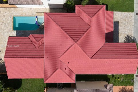 House in Miami, Florida 4 bedrooms, 233.28 sq.m. № 2087854 - photo 5