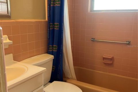 House in Venice, Florida 2 bedrooms, 98.29 sq.m. № 2120950 - photo 10