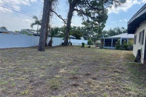 House in Venice, Florida 2 bedrooms, 98.29 sq.m. № 2120950 - photo 29