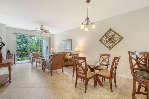 Купить кондоминиум в Сарасота, Флорида 6 комнат, 121.7м2, № 2099976 - фото 3