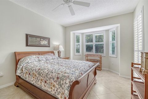 Купить кондоминиум в Сарасота, Флорида 6 комнат, 121.7м2, № 2099976 - фото 22