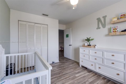 Купить таунхаус в Дирфилд-Бич, Флорида 3 спальни, 135.82м2, № 1965516 - фото 25