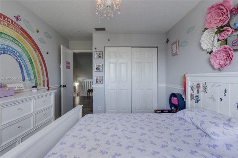 Купить таунхаус в Дирфилд-Бич, Флорида 3 спальни, 135.82м2, № 1965516 - фото 30