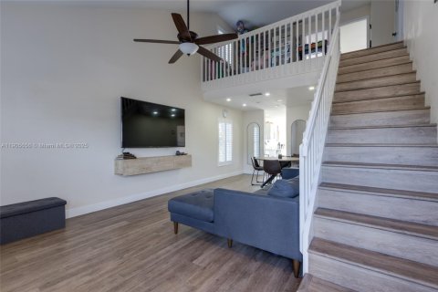 Купить таунхаус в Дирфилд-Бич, Флорида 3 спальни, 135.82м2, № 1965516 - фото 20