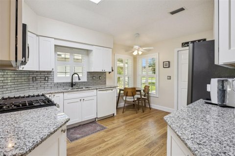 Villa ou maison à vendre à Leesburg, Floride: 2 chambres, 130.9 m2 № 2430574 - photo 23