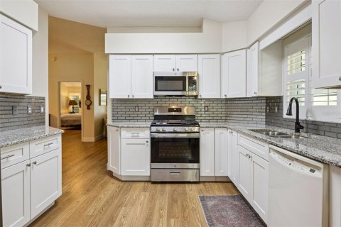 Villa ou maison à vendre à Leesburg, Floride: 2 chambres, 130.9 m2 № 2430574 - photo 20