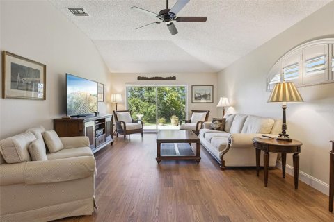 Villa ou maison à vendre à Leesburg, Floride: 2 chambres, 130.9 m2 № 2430574 - photo 10