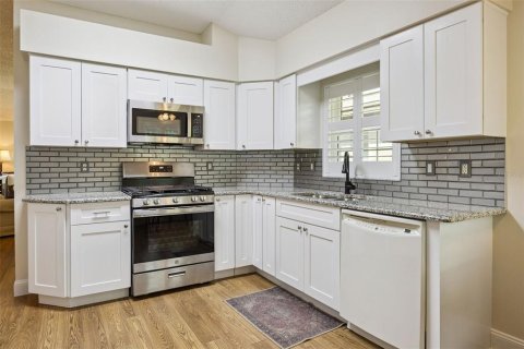 Villa ou maison à vendre à Leesburg, Floride: 2 chambres, 130.9 m2 № 2430574 - photo 22