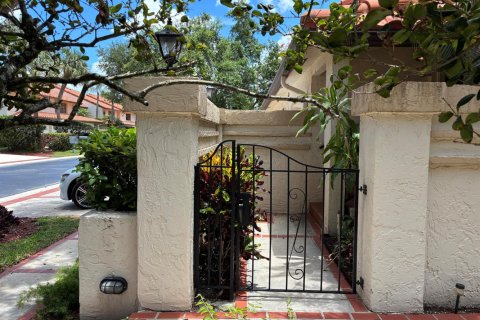 Townhouse in Boca Raton, Florida 3 bedrooms, 146.04 sq.m. № 2260196 - photo 3