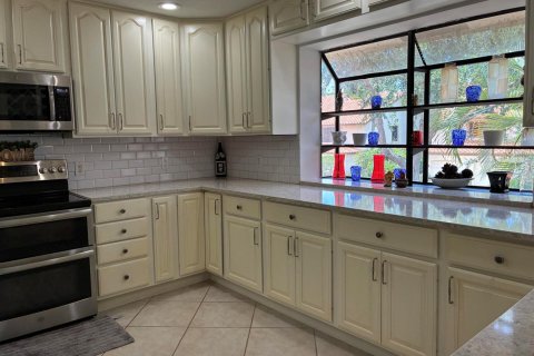 Townhouse in Boca Raton, Florida 3 bedrooms, 146.04 sq.m. № 2260196 - photo 18