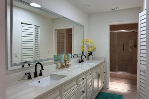 Townhouse in Boca Raton, Florida 3 bedrooms, 146.04 sq.m. № 2260196 - photo 8